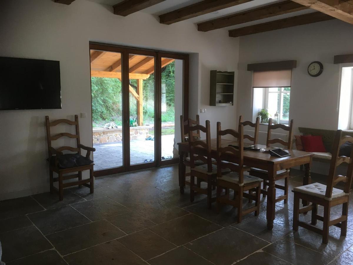 The Retreat Villa Zdarky Ngoại thất bức ảnh
